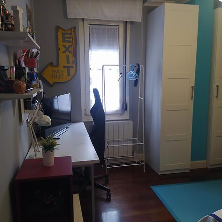 Nuestro Refugio - Casco Viejo Con Wifi Y Parking Gratuito- Apartment Билбао Екстериор снимка